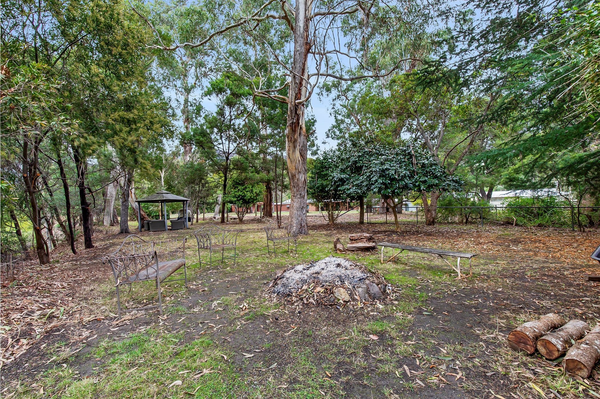 61 Grampians Road, Halls Gap VIC 3381, Halls Gap - Thumbnail 3