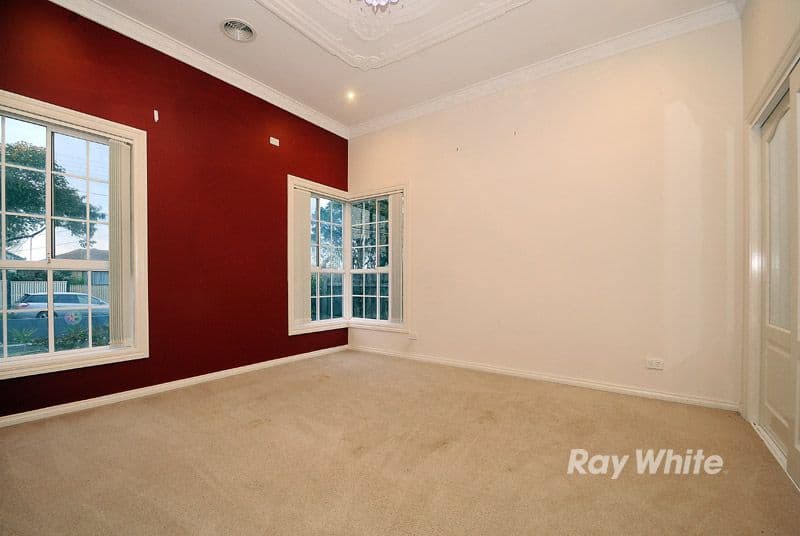 18 Grandview Avenue, Dandenong VIC 3175, Dandenong - Thumbnail 8