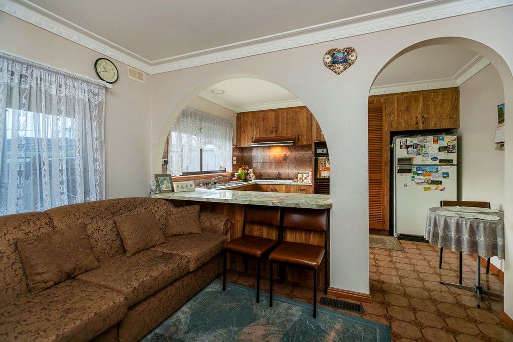 9 Lincoln Drive, THOMASTOWN VIC 3074, Thomastown - Thumbnail 3