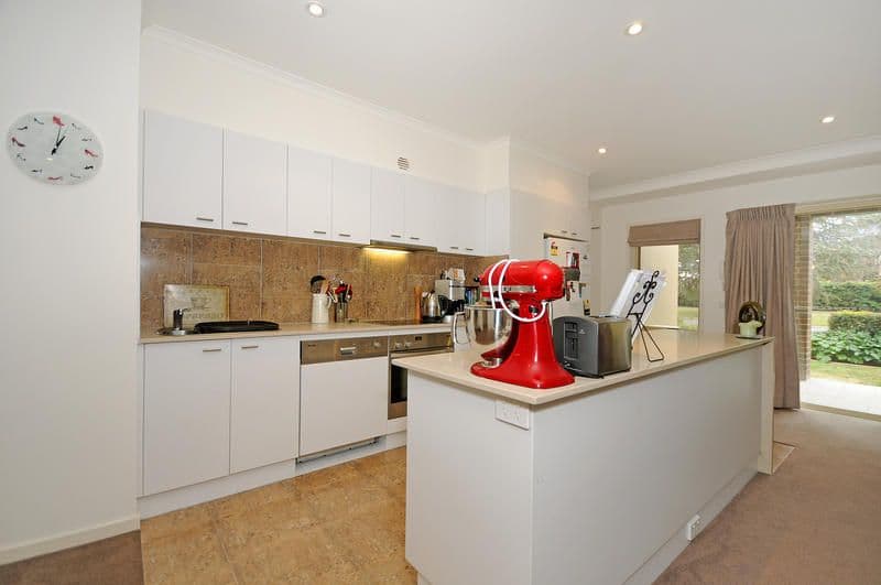 18  Batman Street, BRADDON ACT 2612, Braddon - Thumbnail 2