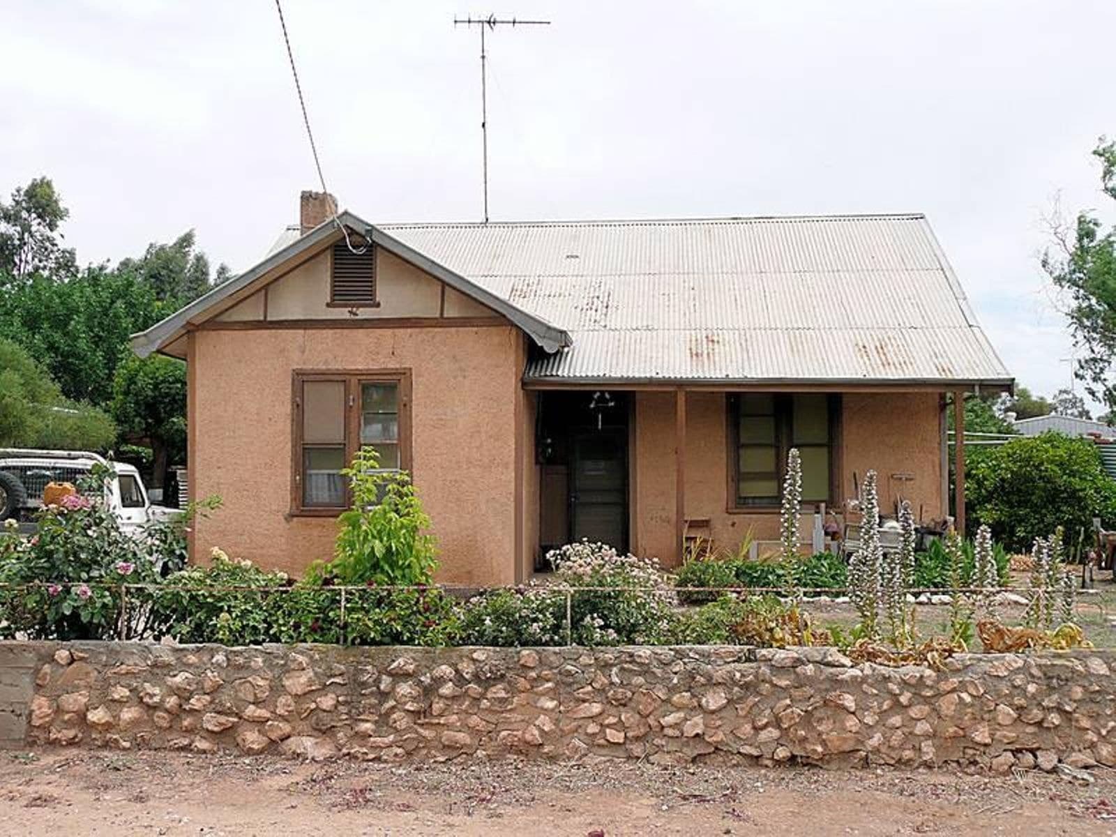 6 Henderson Street, Ouyen - Image 1