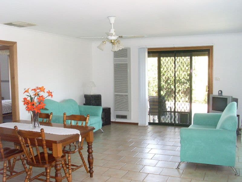 6 Laffitte Place, SEAFORD RISE SA 5169, Seaford Rise - Thumbnail 5
