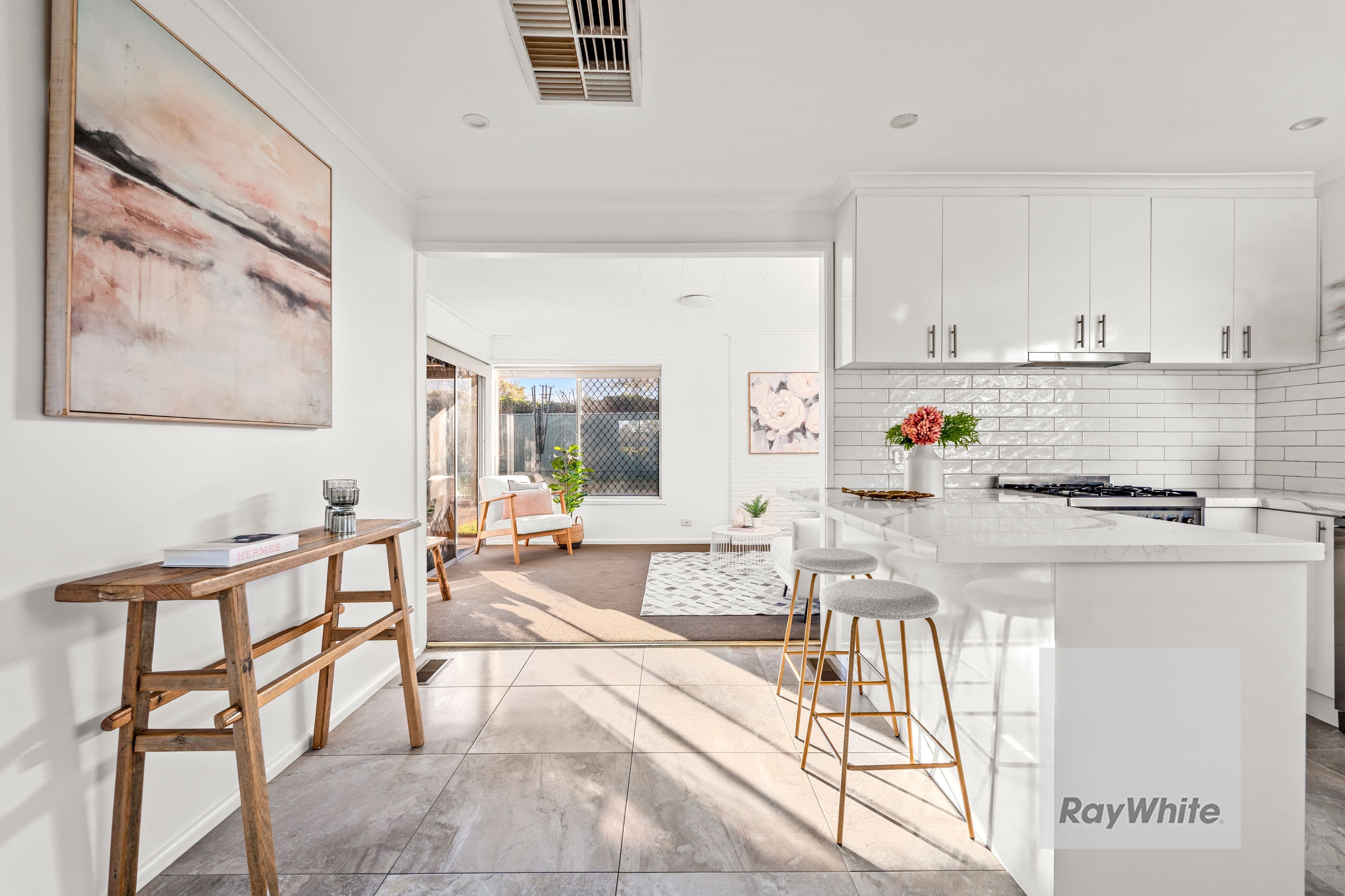 29 Lea Crescent, Bundoora VIC 3083, Bundoora - Thumbnail 4