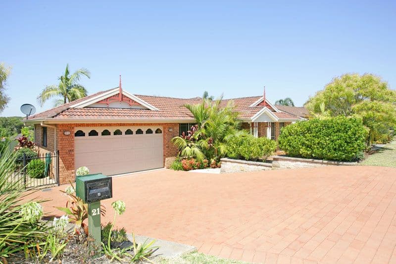 21 Bolton Street, BATEAU BAY NSW 2261, Bateau Bay - Image 1
