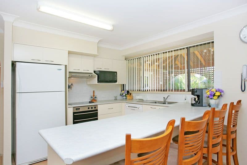 21 Bolton Street, BATEAU BAY NSW 2261, Bateau Bay - Thumbnail 2