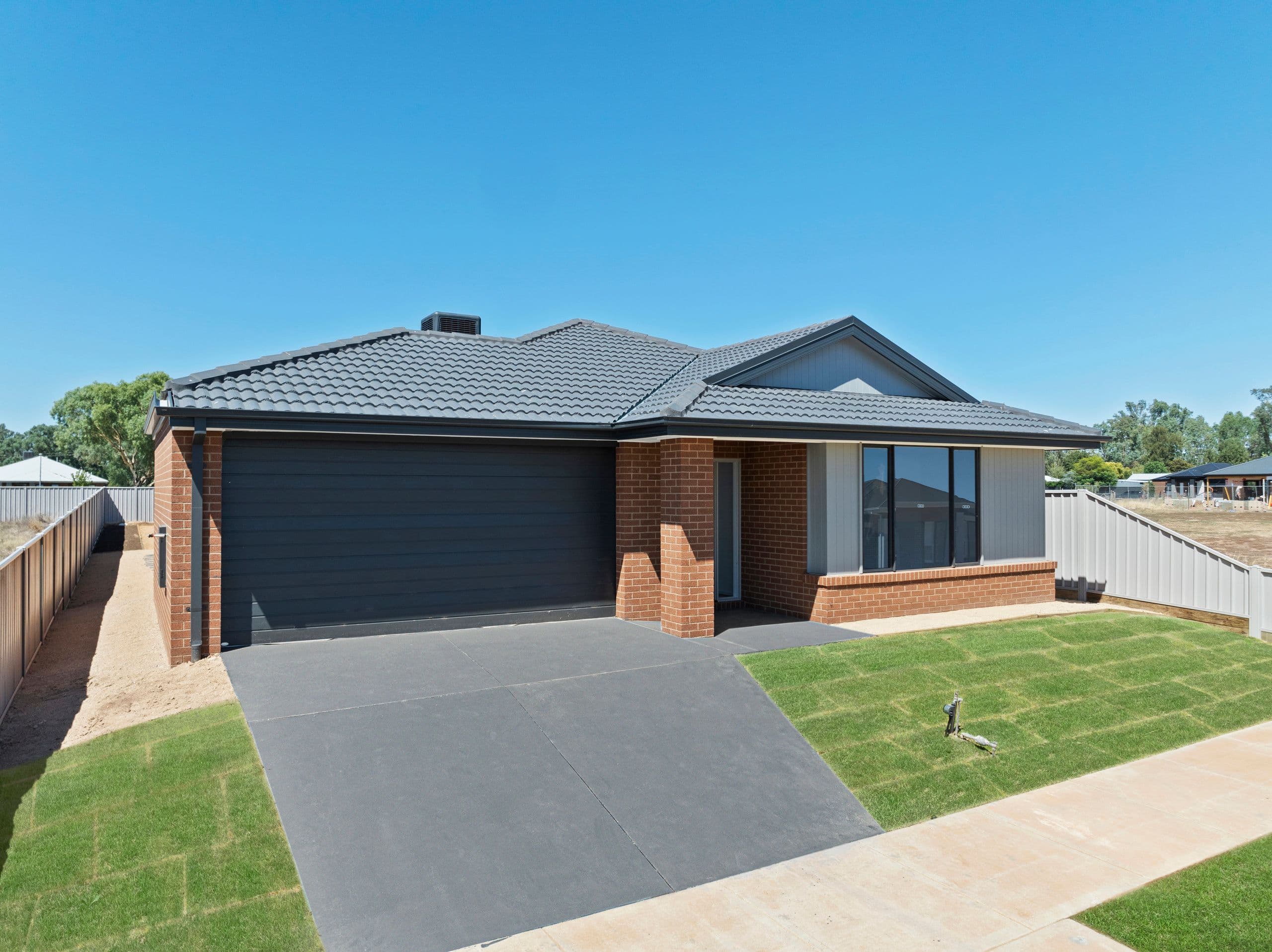 31 Roynic Parade, Benalla VIC 3672, Benalla - Image 1