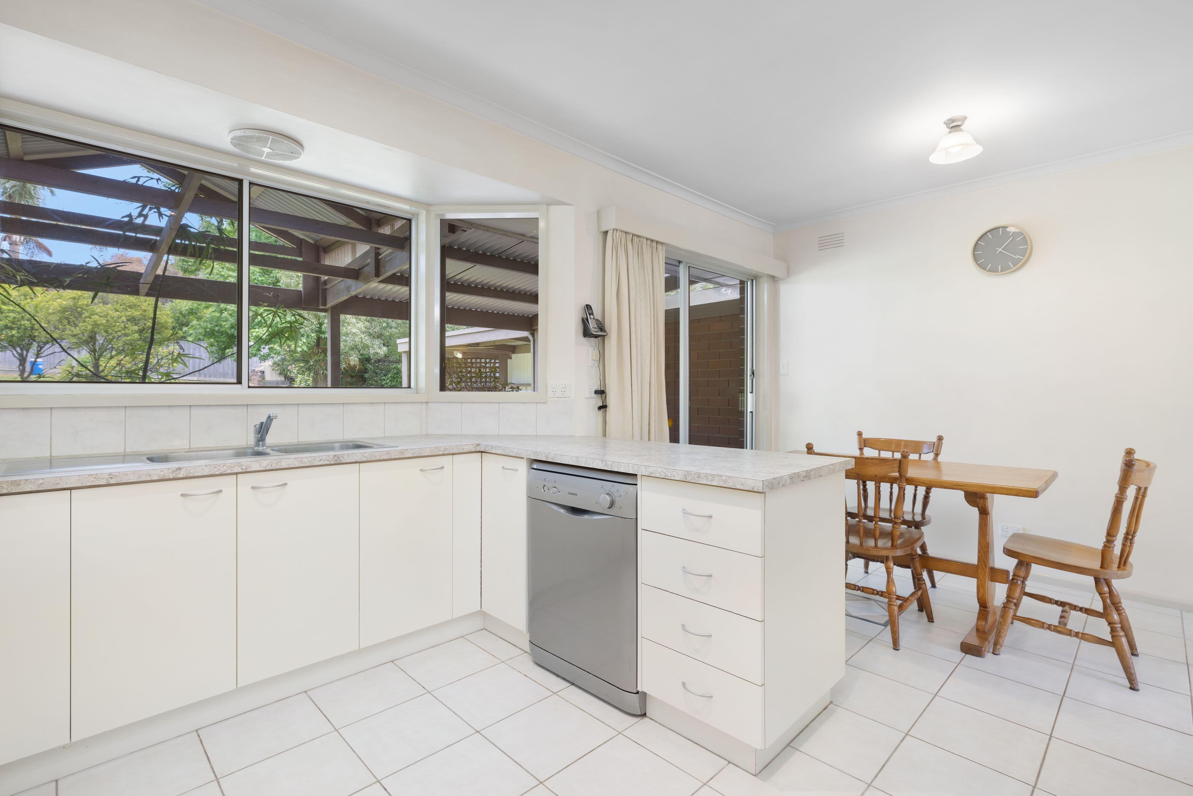 12 Cornhill Street, Ferntree Gully VIC 3156, Ferntree Gully - Thumbnail 7