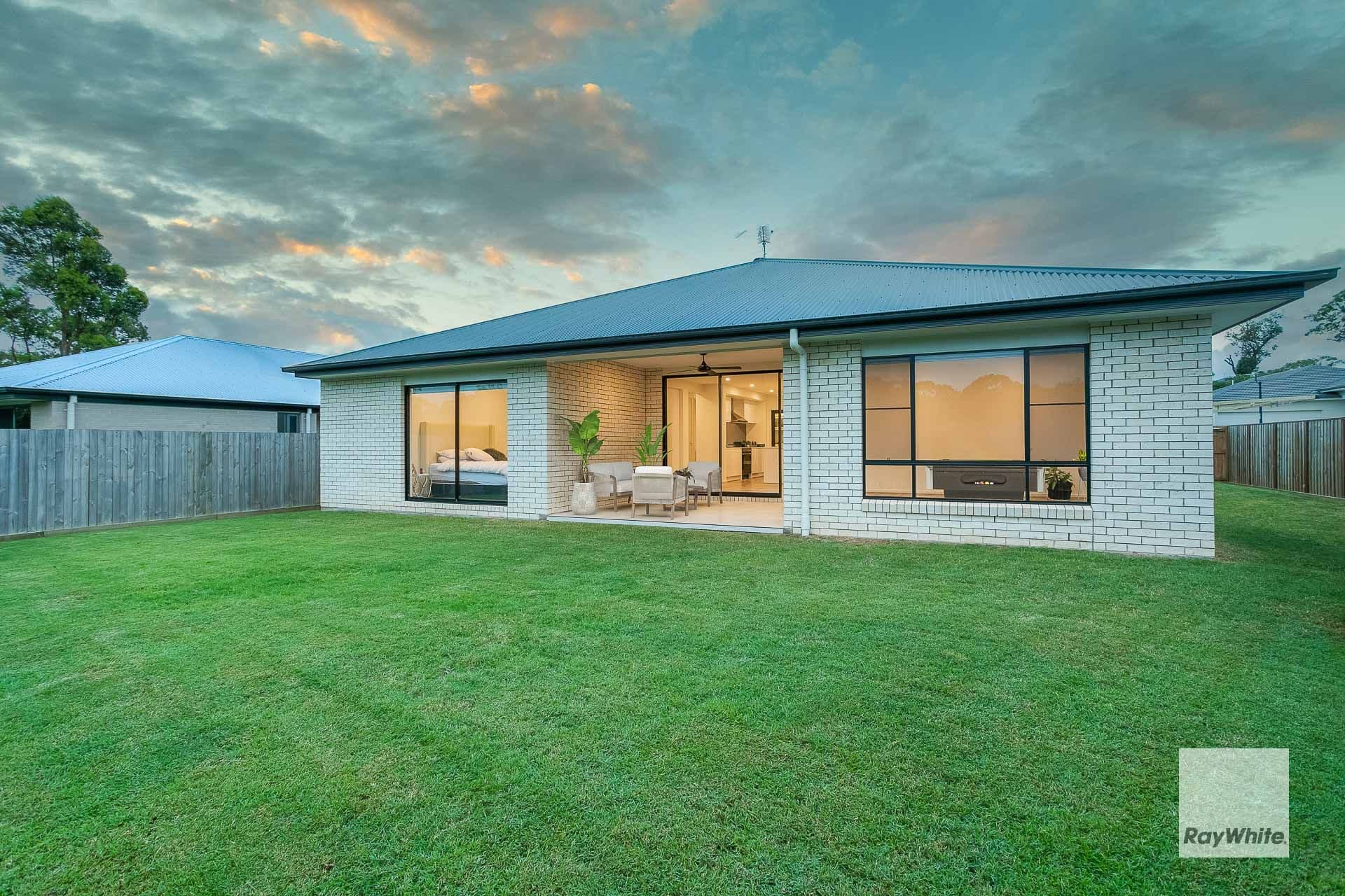 7 Valleygreen Close, Redland Bay QLD 4165, Redland Bay - Thumbnail 2