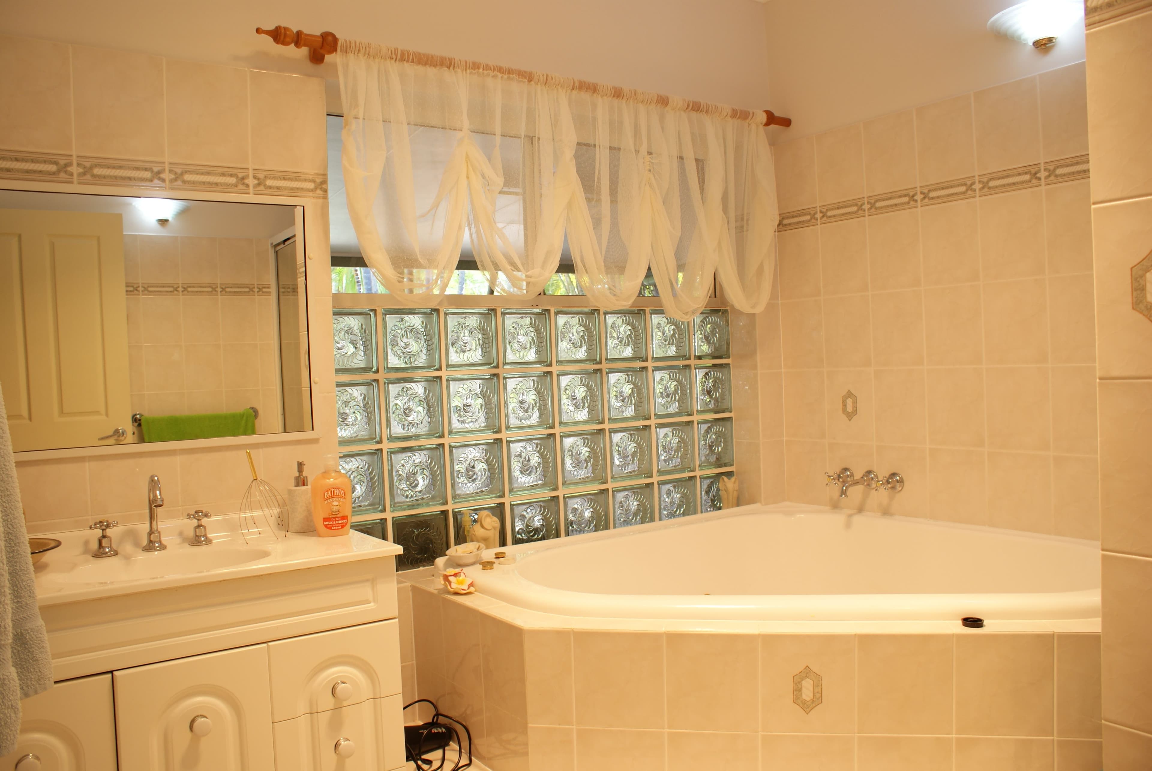 8 Watkins Road, Agnes Water QLD 4677, Agnes Water - Thumbnail 6