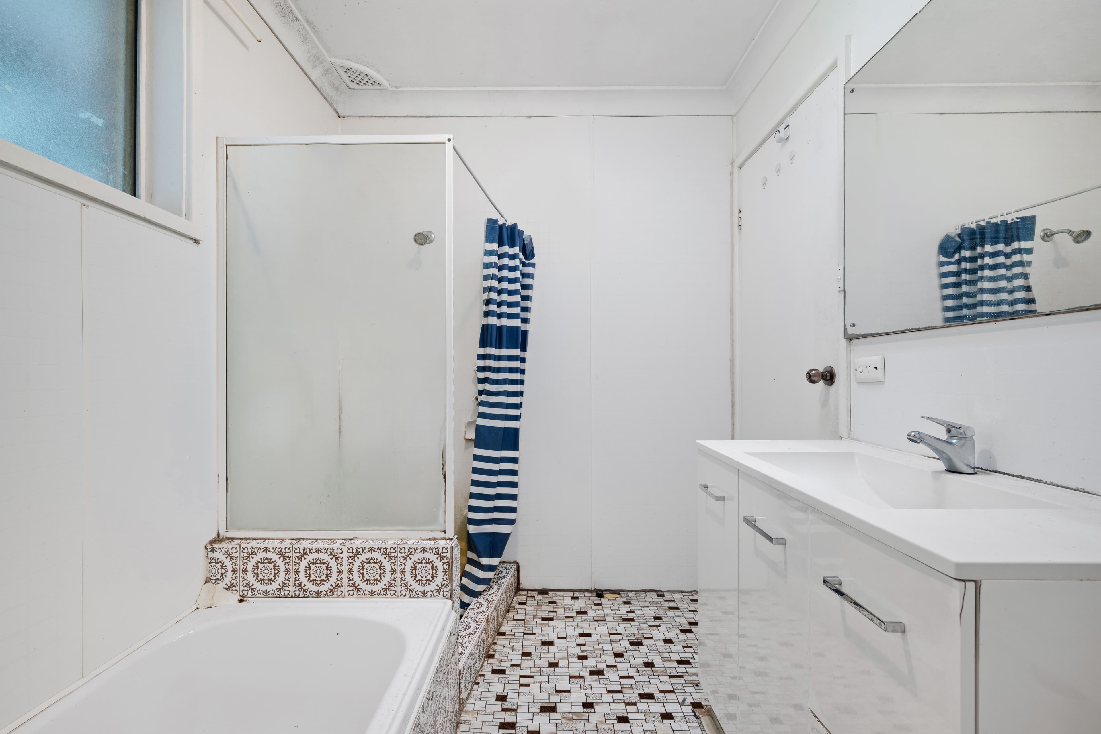 82 Fawcett Street, Glenfield NSW 2167, Glenfield - Thumbnail 8