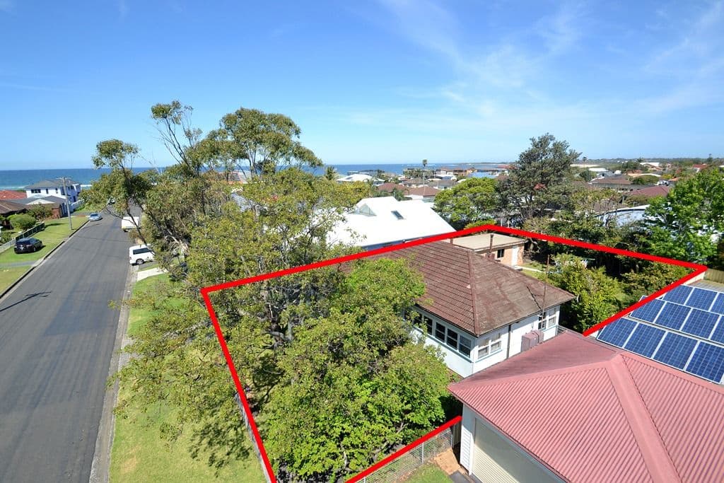 11 Corinda Road, WOONONA EAST NSW 2517, Woonona - Image 1