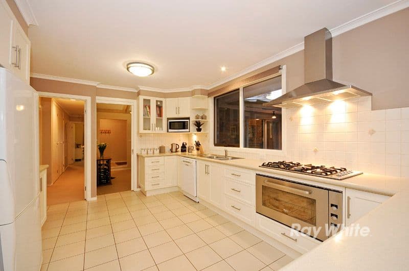 6 Balmain Court, WANTIRNA VIC 3152, Wantirna - Thumbnail 7