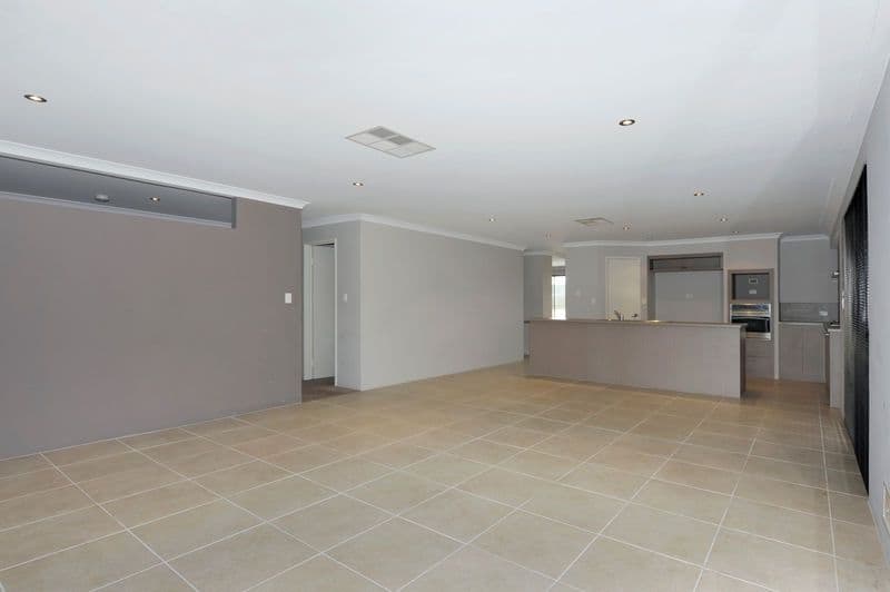 5 Songlark Court, BALDIVIS WA 6171, Baldivis - Thumbnail 3