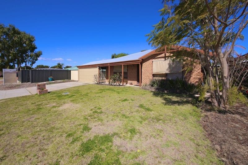 10 Loxleigh Gardens, KIARA WA 6054, Kiara - Thumbnail 3