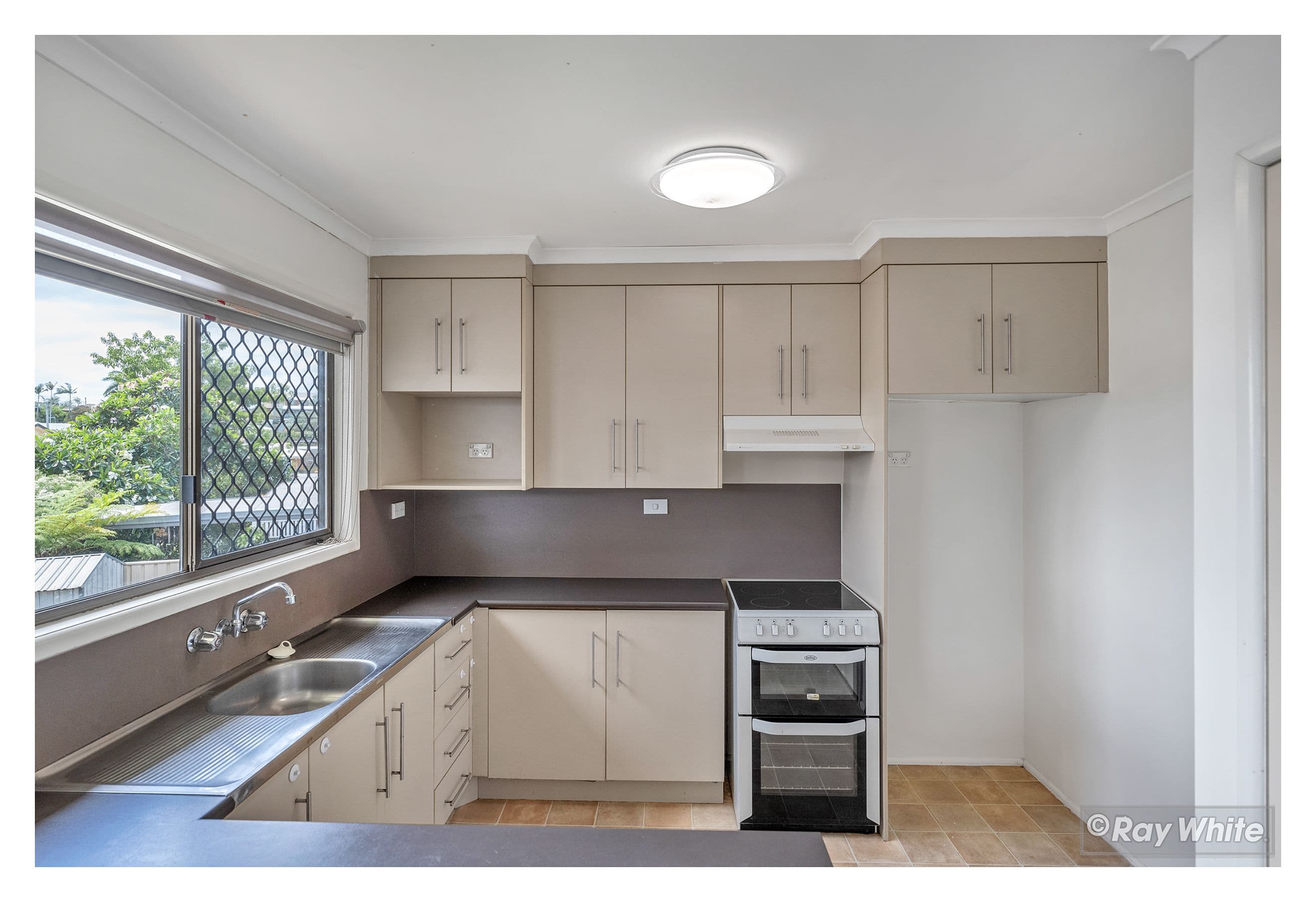 16 Mcgrath Street, Norman Gardens QLD 4701, Norman Gardens - Thumbnail 4