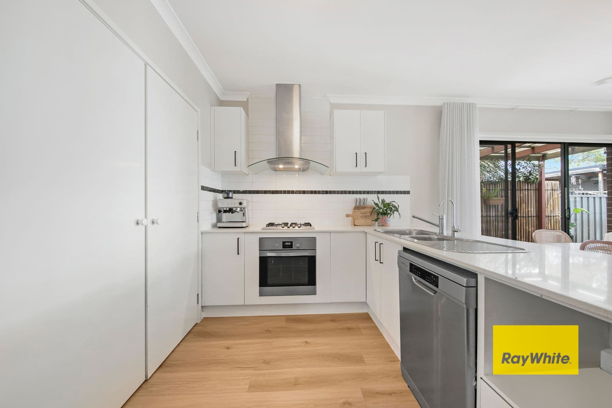 27 Skeeter Drive, Mernda VIC 3754, Mernda - Thumbnail 3