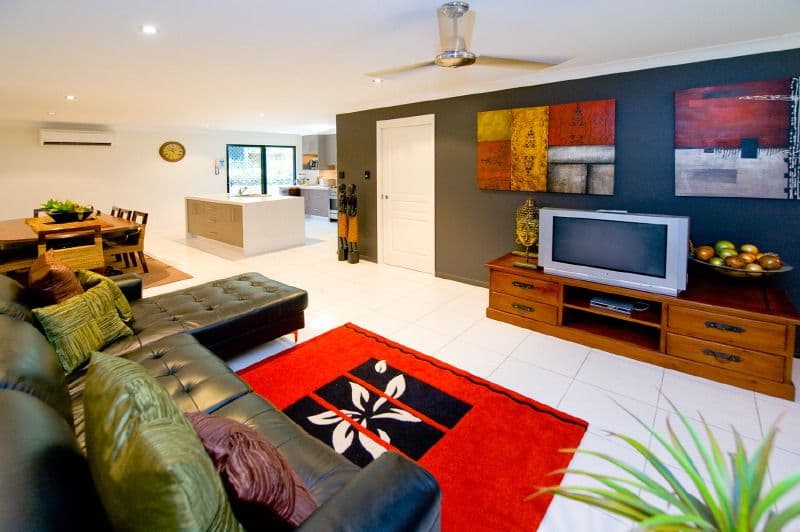 73 Sunset Drive, NORMAN GARDENS QLD 4701, Norman Gardens - Thumbnail 3
