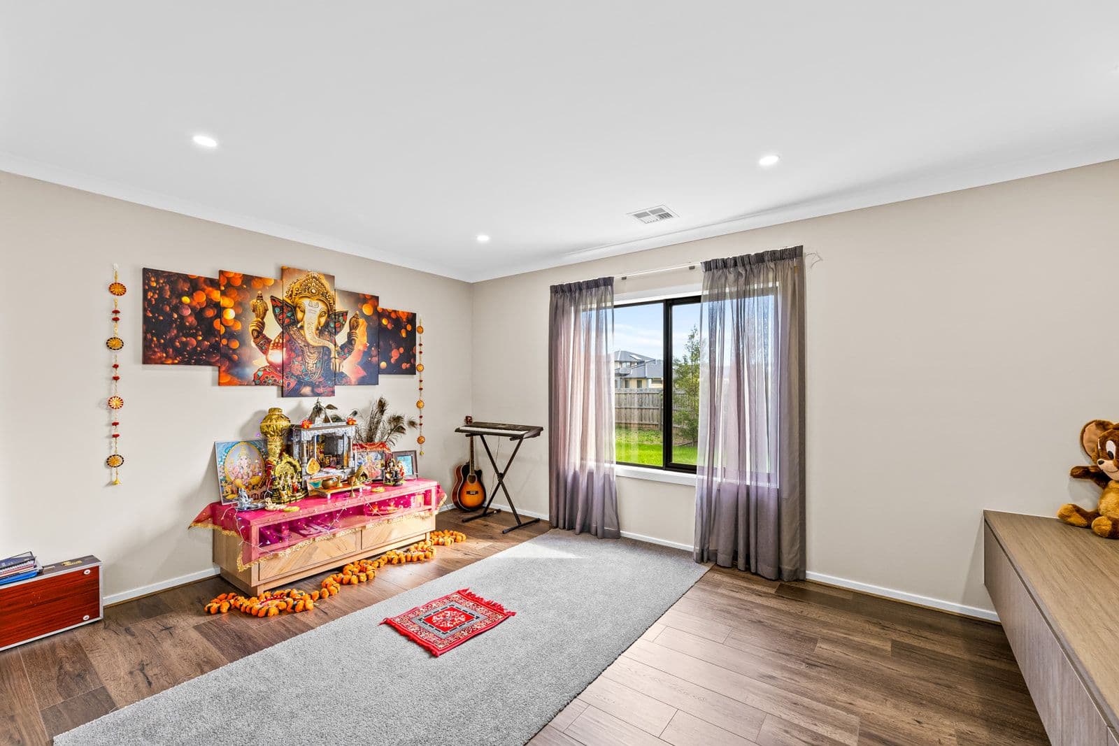 18 Ditmars Avenue, Point Cook VIC 3030, Point Cook - Thumbnail 4
