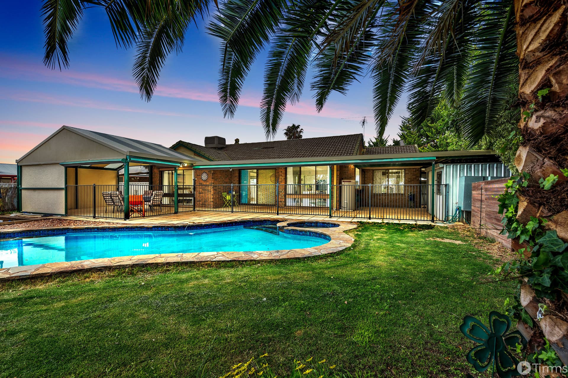 19 French Crescent, Trott Park - Image 1