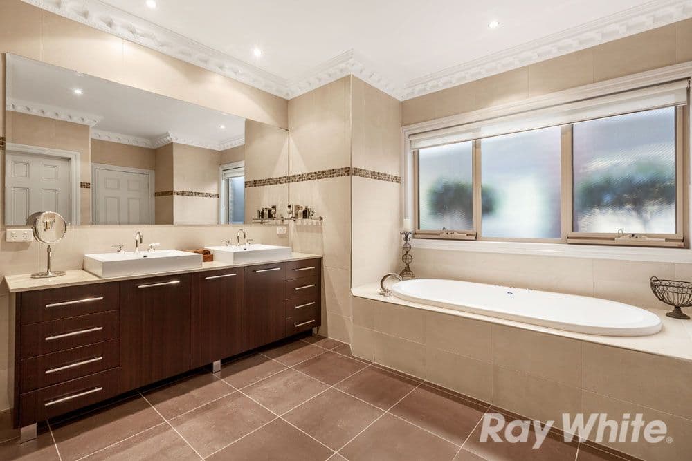 16 Meridian Drive, South Morang VIC 3752, South Morang - Thumbnail 8