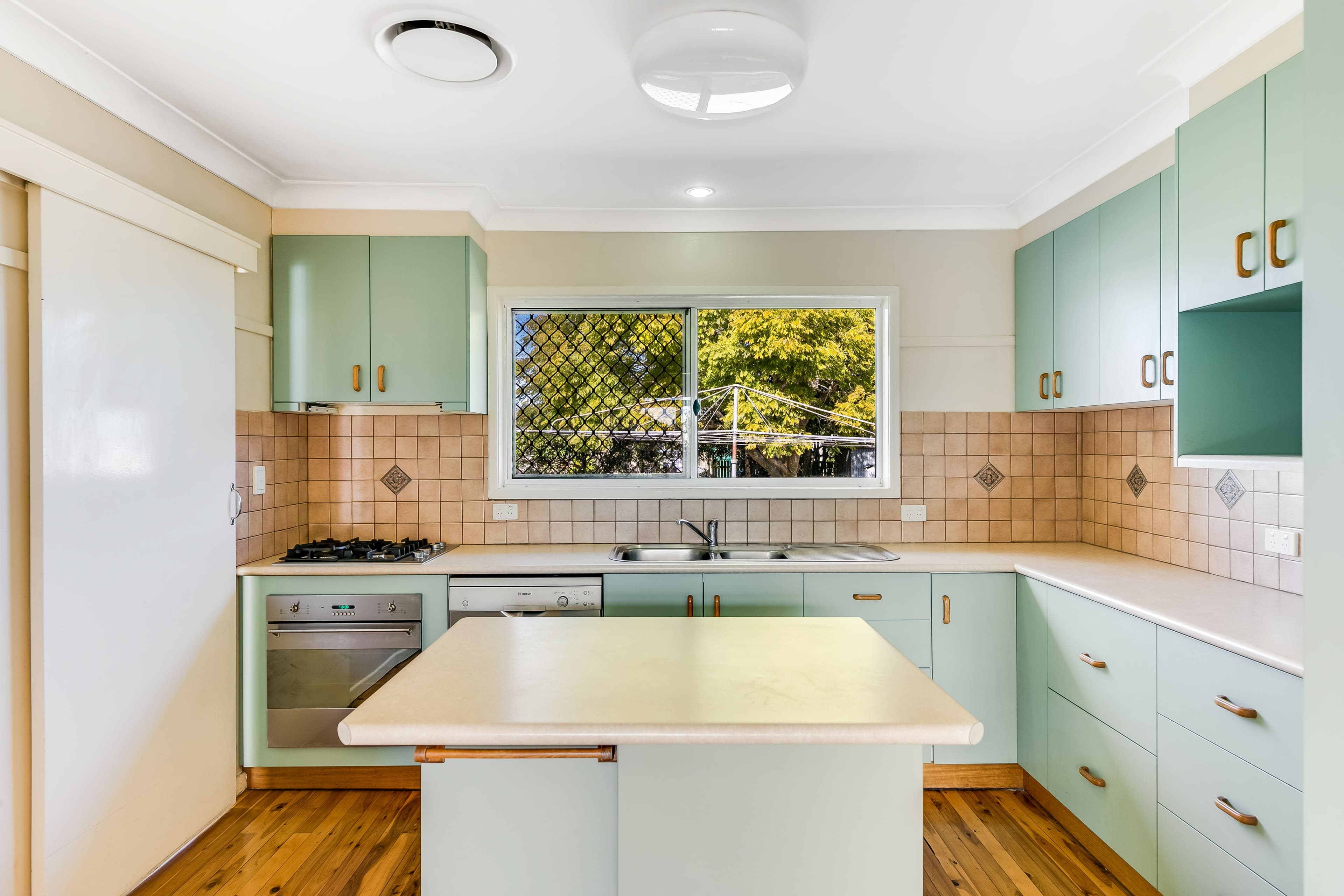 20 Drummond Street, Rangeville QLD 4350, Rangeville - Thumbnail 2