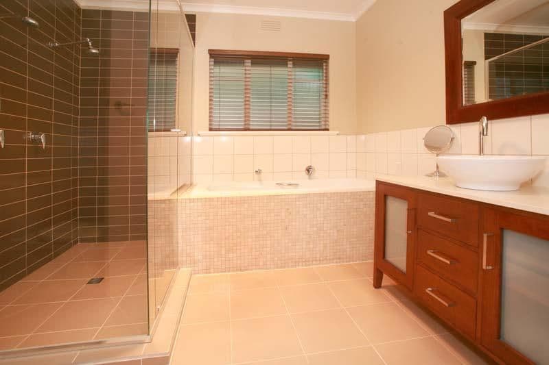 44 Avonhurst Drive, GLEN WAVERLEY VIC 3150, Glen Waverley - Thumbnail 5