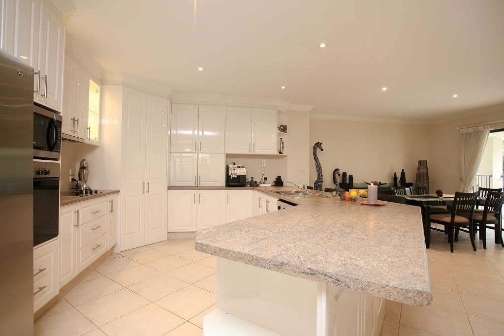 51 Lancewood Circuit, ROBINA QLD 4226, Robina - Thumbnail 2