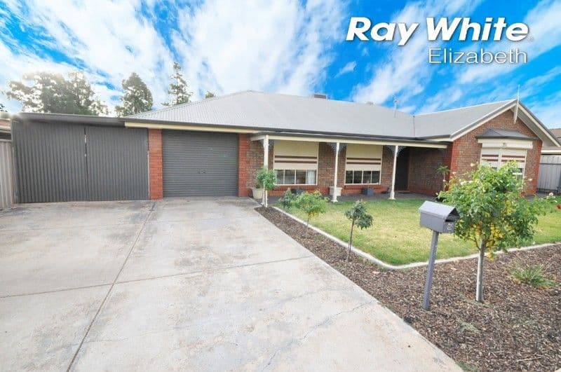 15 Needlewood Court, Craigmore SA 5114, Craigmore - Thumbnail 2
