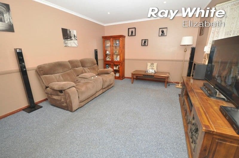 15 Needlewood Court, Craigmore SA 5114, Craigmore - Thumbnail 3
