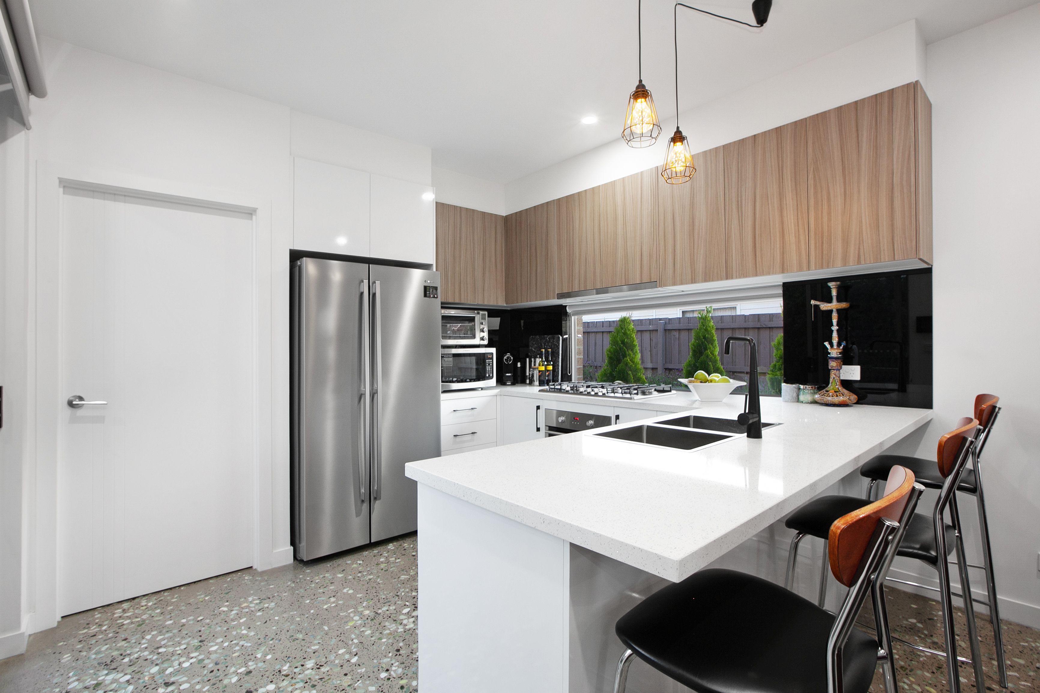 24 Lucille Avenue, Reservoir VIC 3073, Reservoir - Thumbnail 3