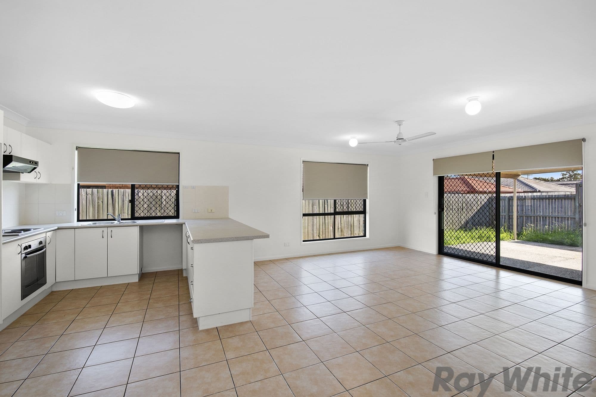 13 Hubner Drive, Rothwell QLD 4022, Rothwell - Thumbnail 5