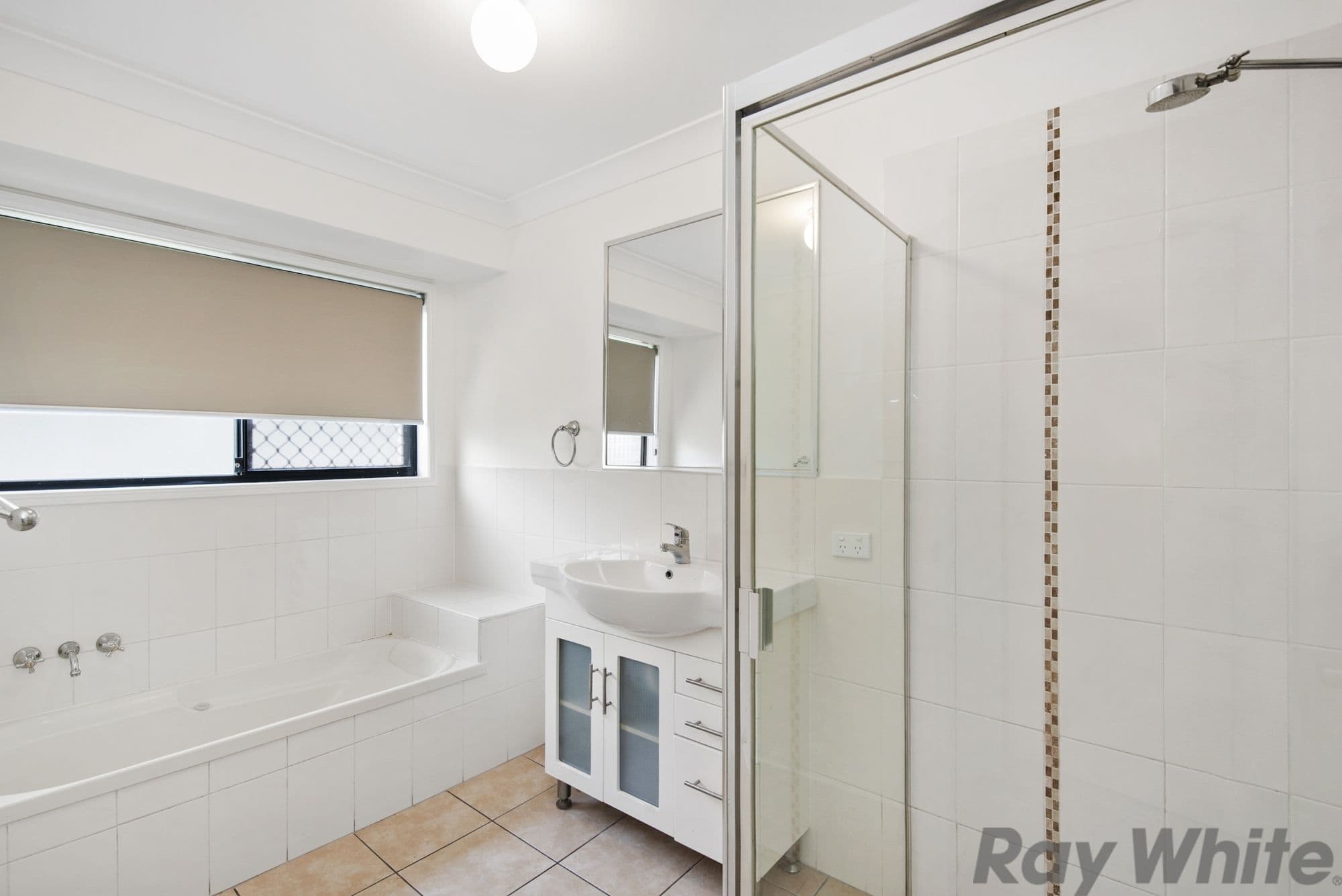 13 Hubner Drive, Rothwell QLD 4022, Rothwell - Thumbnail 7
