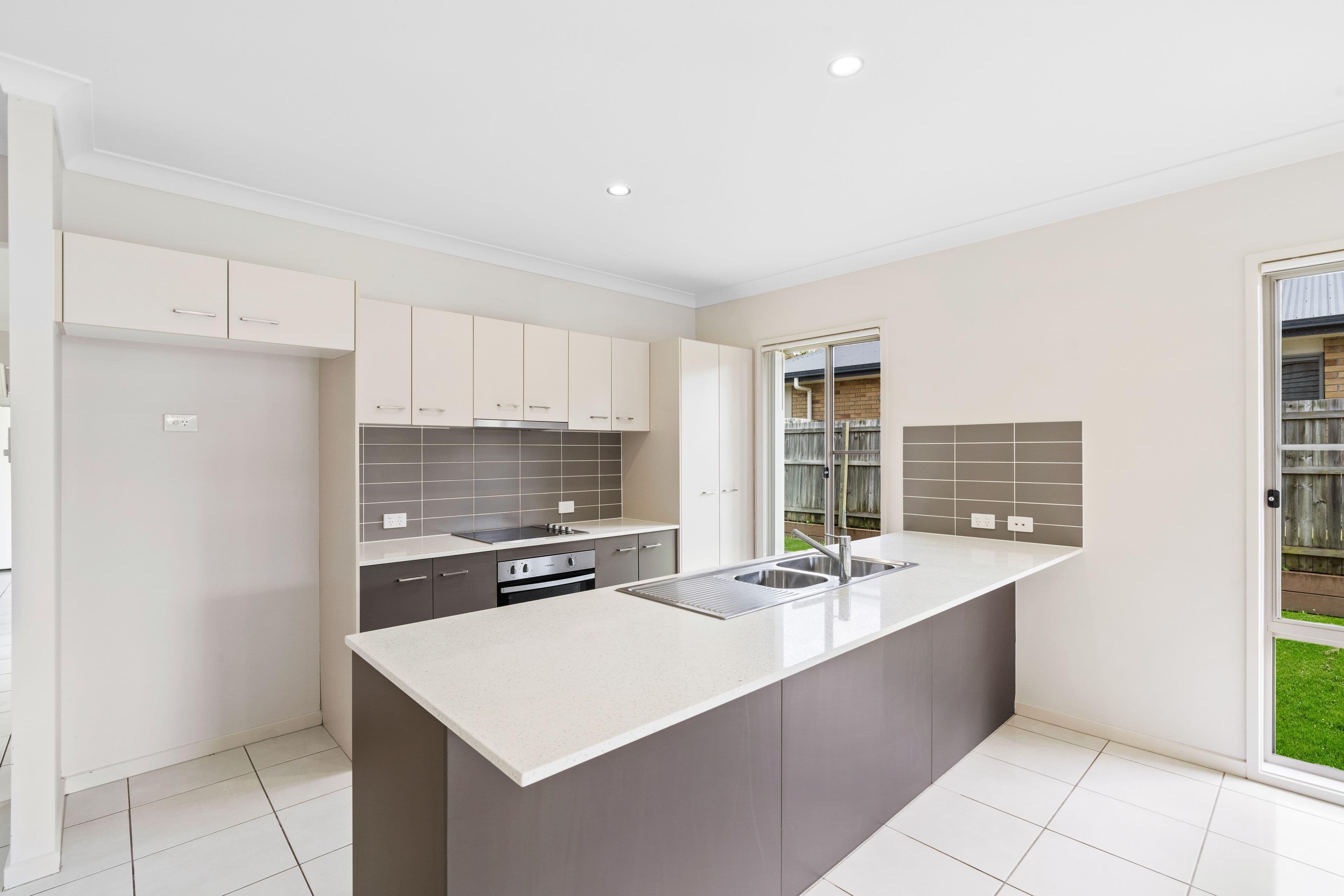 4 Birkenstock Court, Bellbird Park QLD 4300, Bellbird Park - Thumbnail 3
