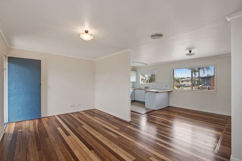 39 Seaview Parade, Deception Bay QLD 4508, Deception Bay - Thumbnail 4