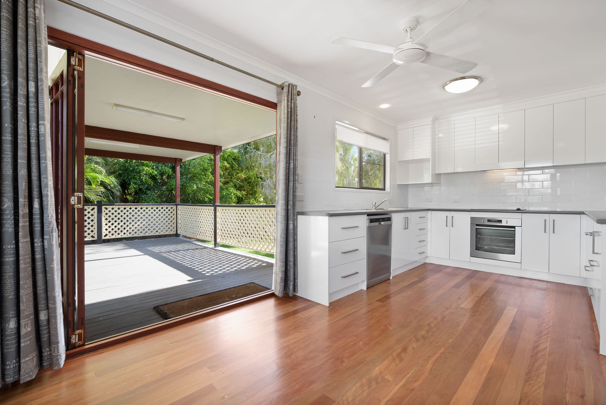 7 Carinya Drive, Clinton QLD 4680, Clinton - Thumbnail 3