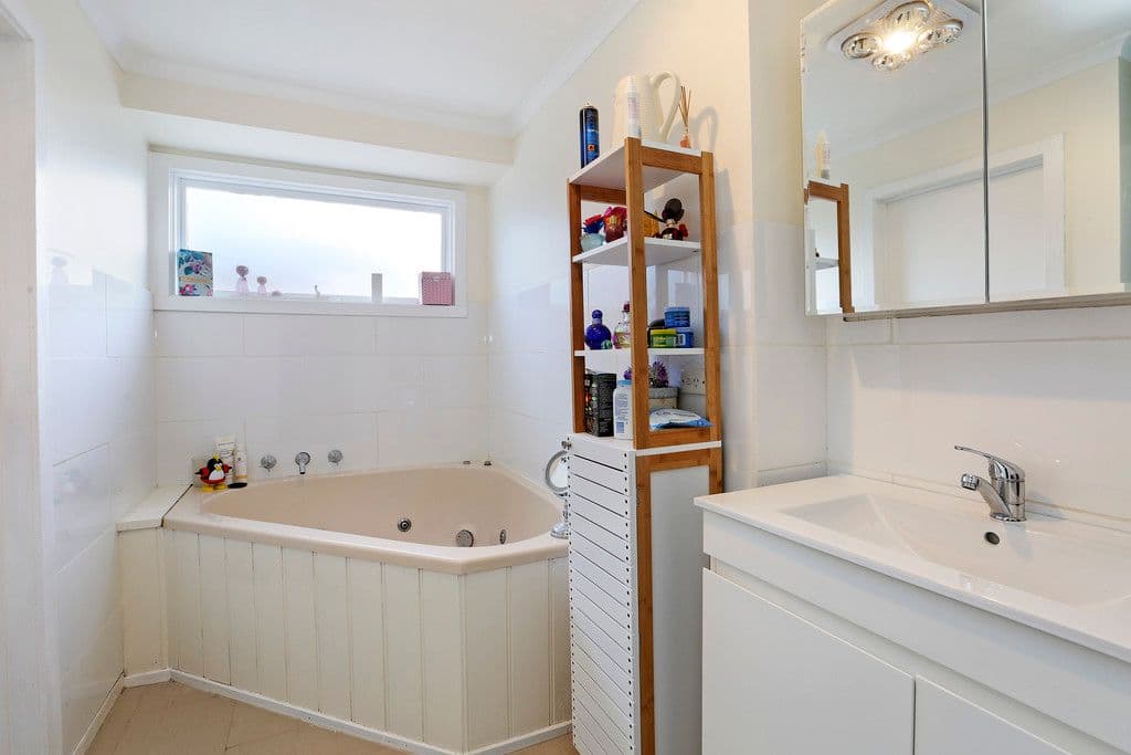 2 Anna Court, LARA VIC 3212, Lara - Thumbnail 5