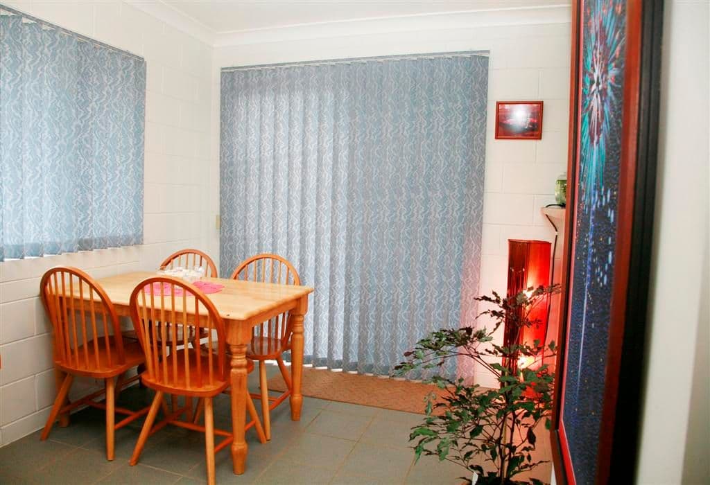 15 Tuffley Street, WEST END QLD 4810, West End - Thumbnail 4