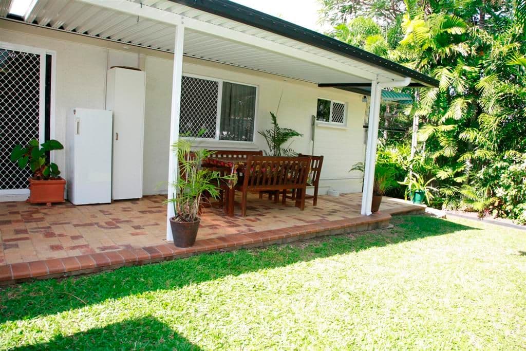 15 Tuffley Street, WEST END QLD 4810, West End - Thumbnail 8