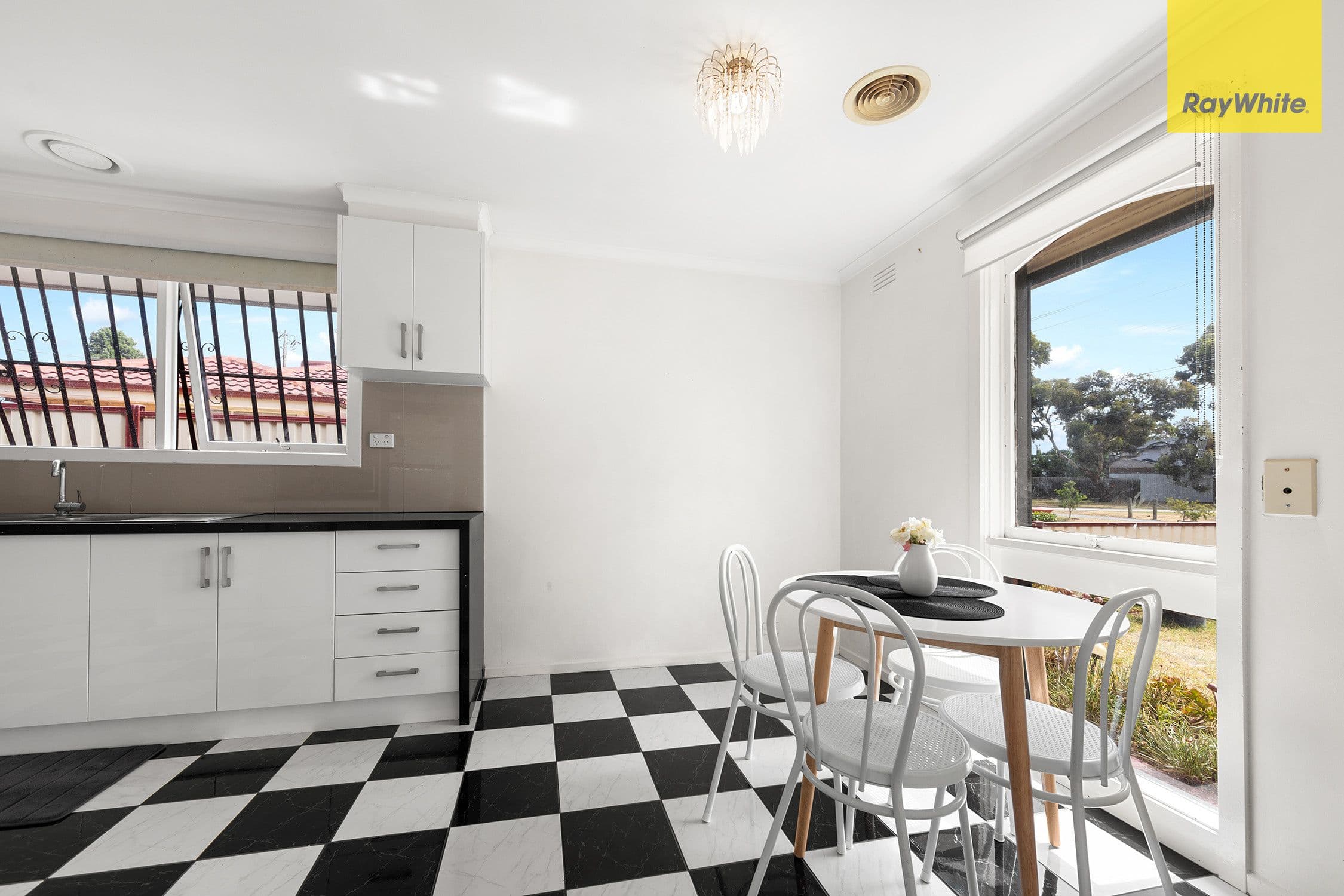 17 Myuna Drive, Kings Park VIC 3021, Kings Park - Thumbnail 3