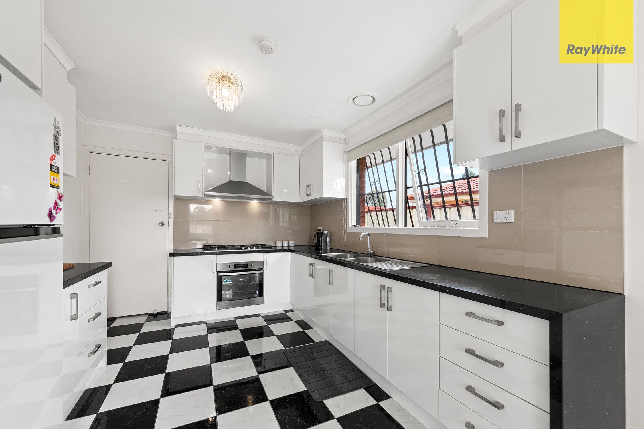 17 Myuna Drive, Kings Park VIC 3021, Kings Park - Thumbnail 4