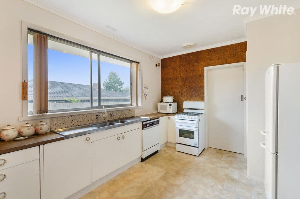 54 Rosehill Street, Scoresby VIC 3179, Scoresby - Thumbnail 4