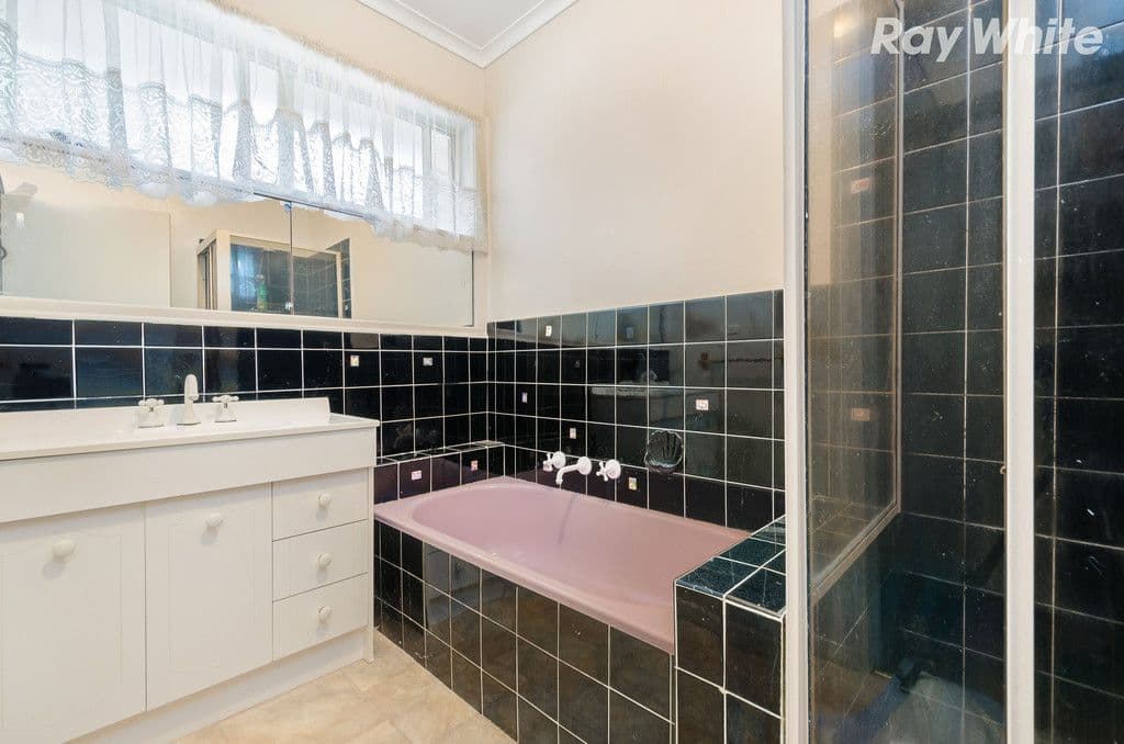 54 Rosehill Street, Scoresby VIC 3179, Scoresby - Thumbnail 5