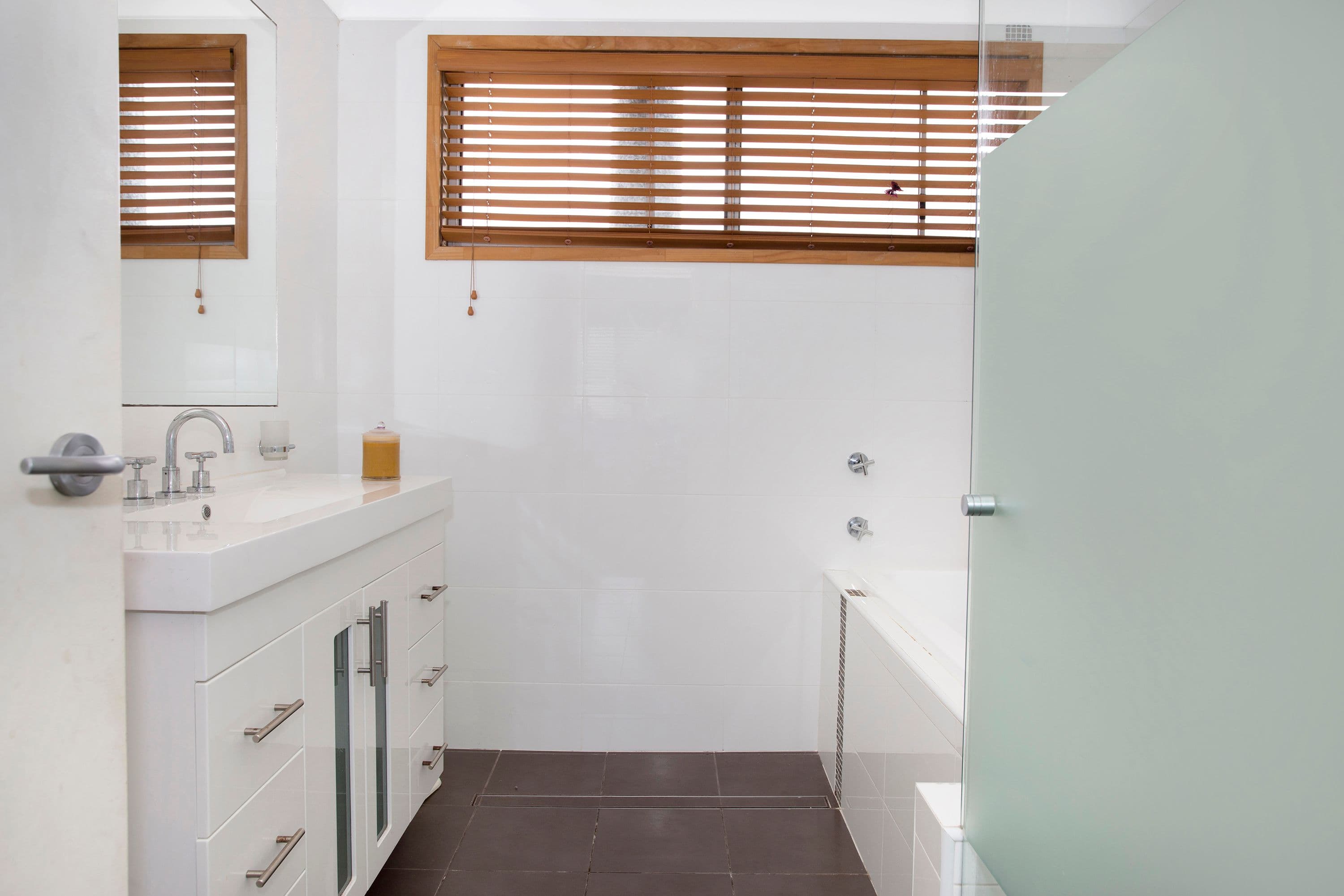 30 Audie Parade, Berkeley Vale - Thumbnail 6