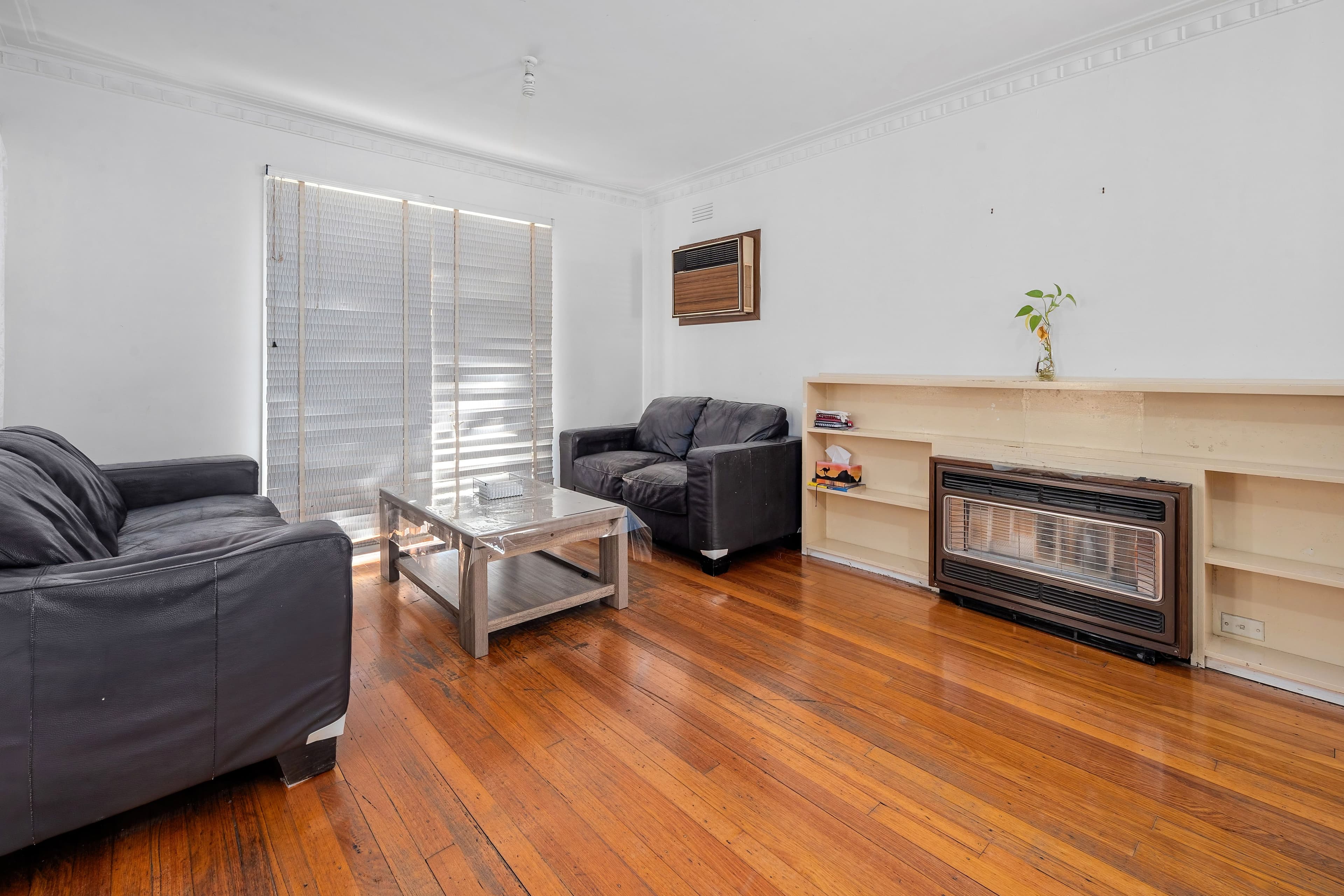 4 Victor Court, Lalor VIC 3075, Lalor - Thumbnail 3