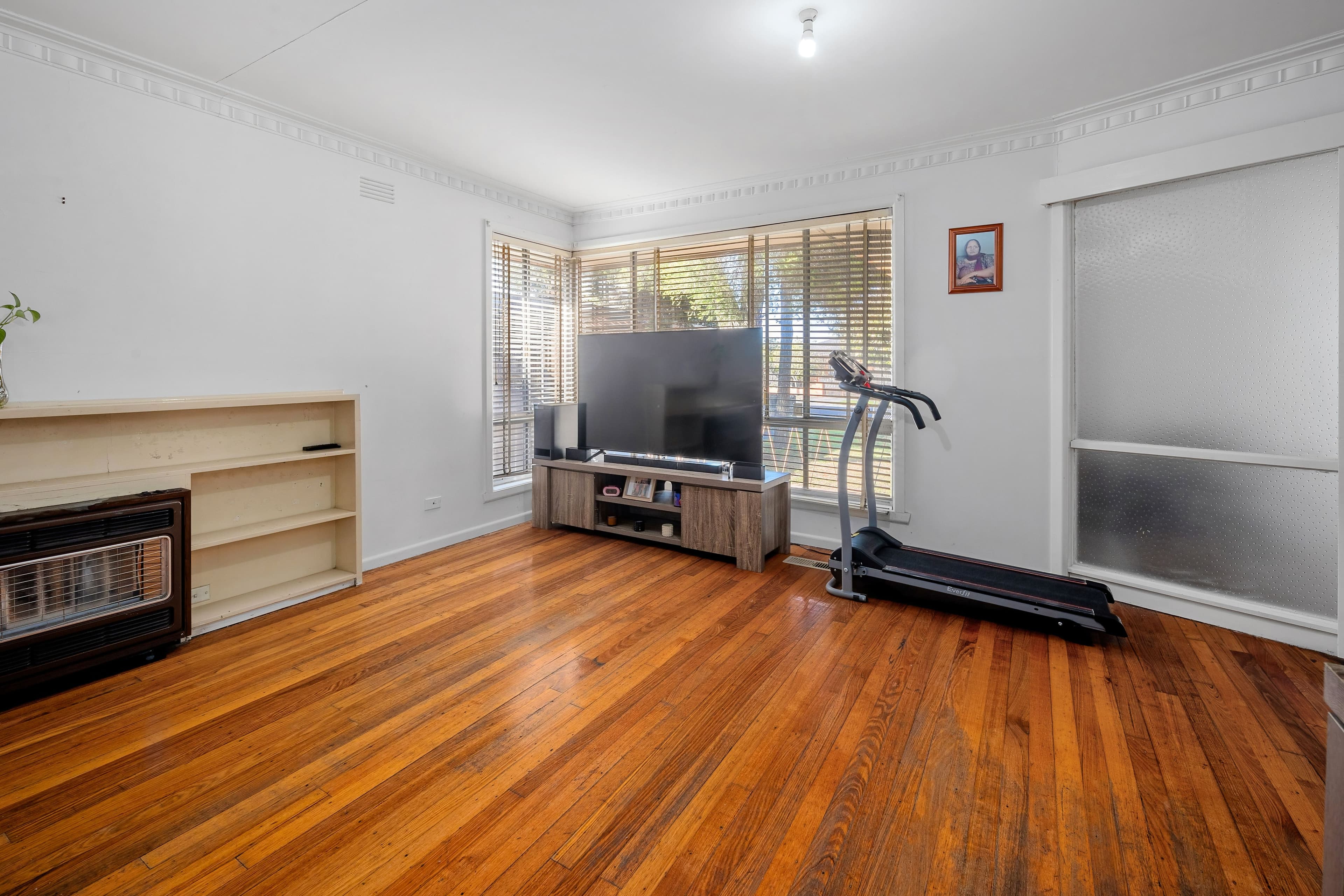 4 Victor Court, Lalor VIC 3075, Lalor - Thumbnail 4