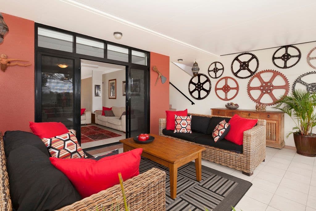 17 Rosecliffe Street, Highgate Hill QLD 4101, Highgate Hill - Thumbnail 2