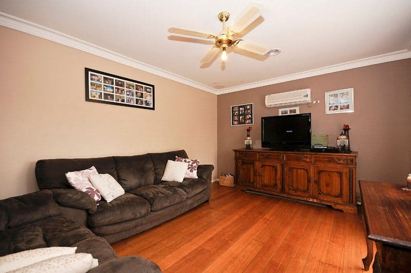 4 Witham Drive, COLDSTREAM VIC 3770, Coldstream - Thumbnail 2