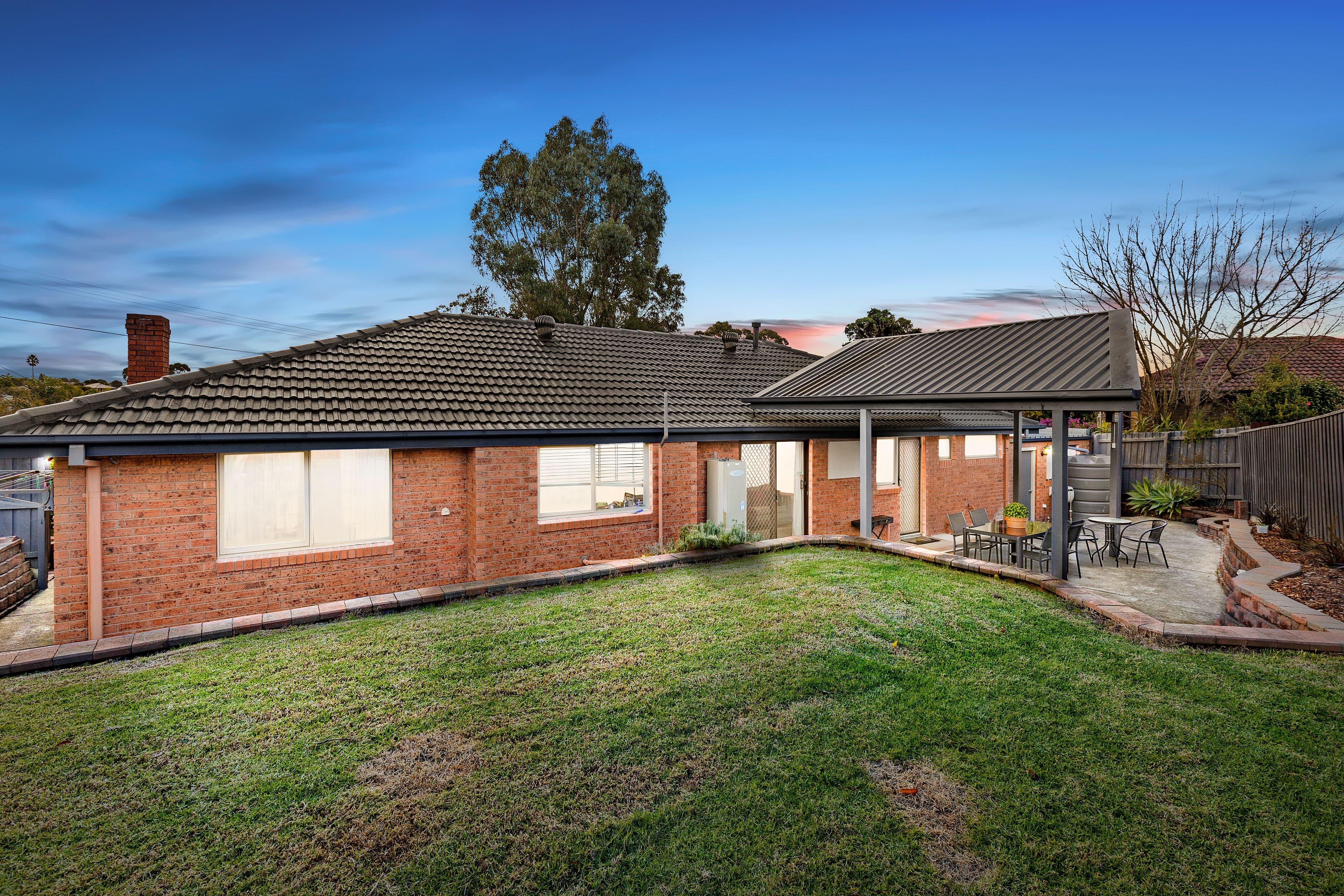 36 Somerset Drive, Dandenong North VIC 3175, Dandenong North - Thumbnail 2