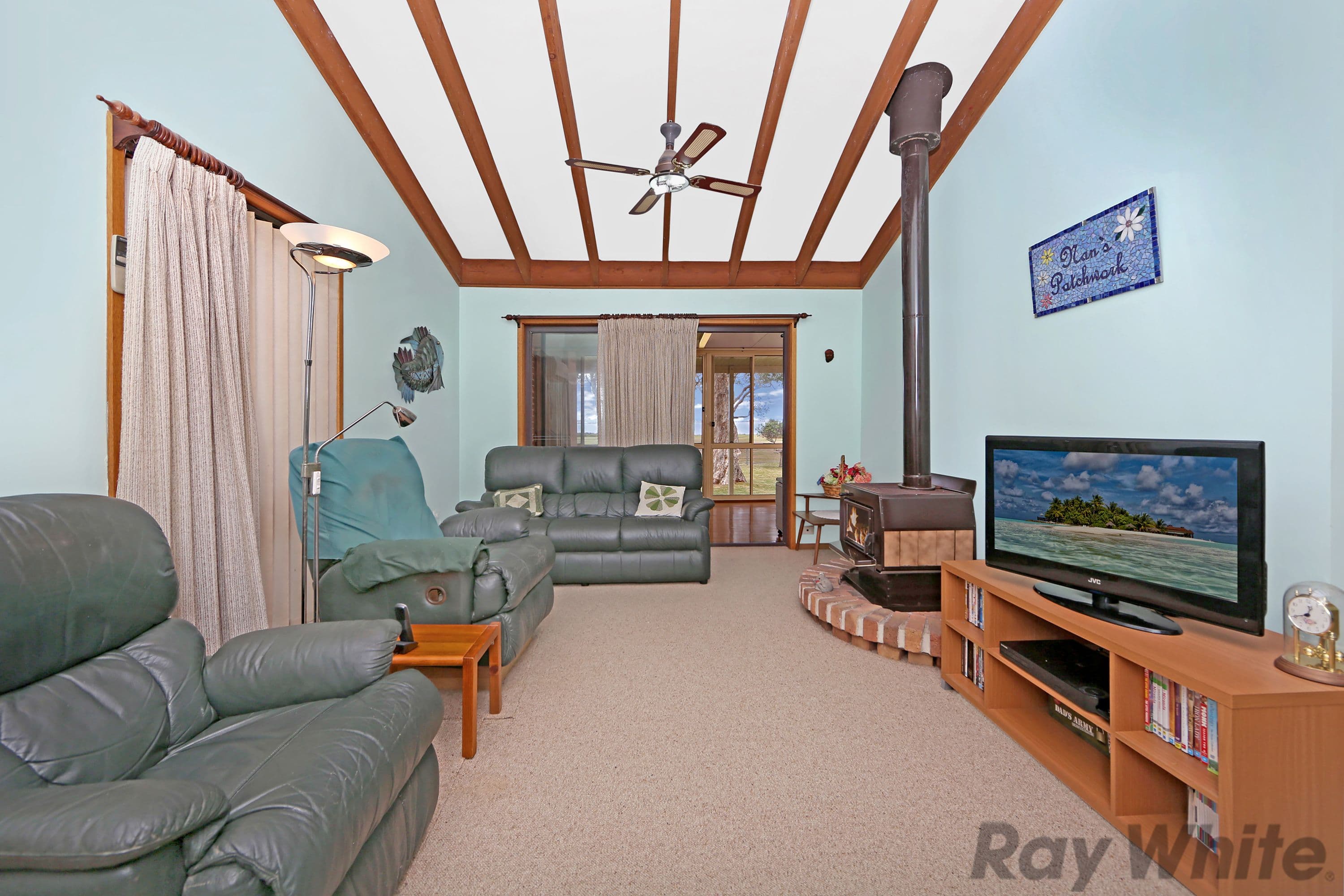 98 Liamena Avenue, San Remo - Thumbnail 5