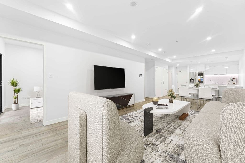 107/25 Mann Street, Gosford - Thumbnail 2